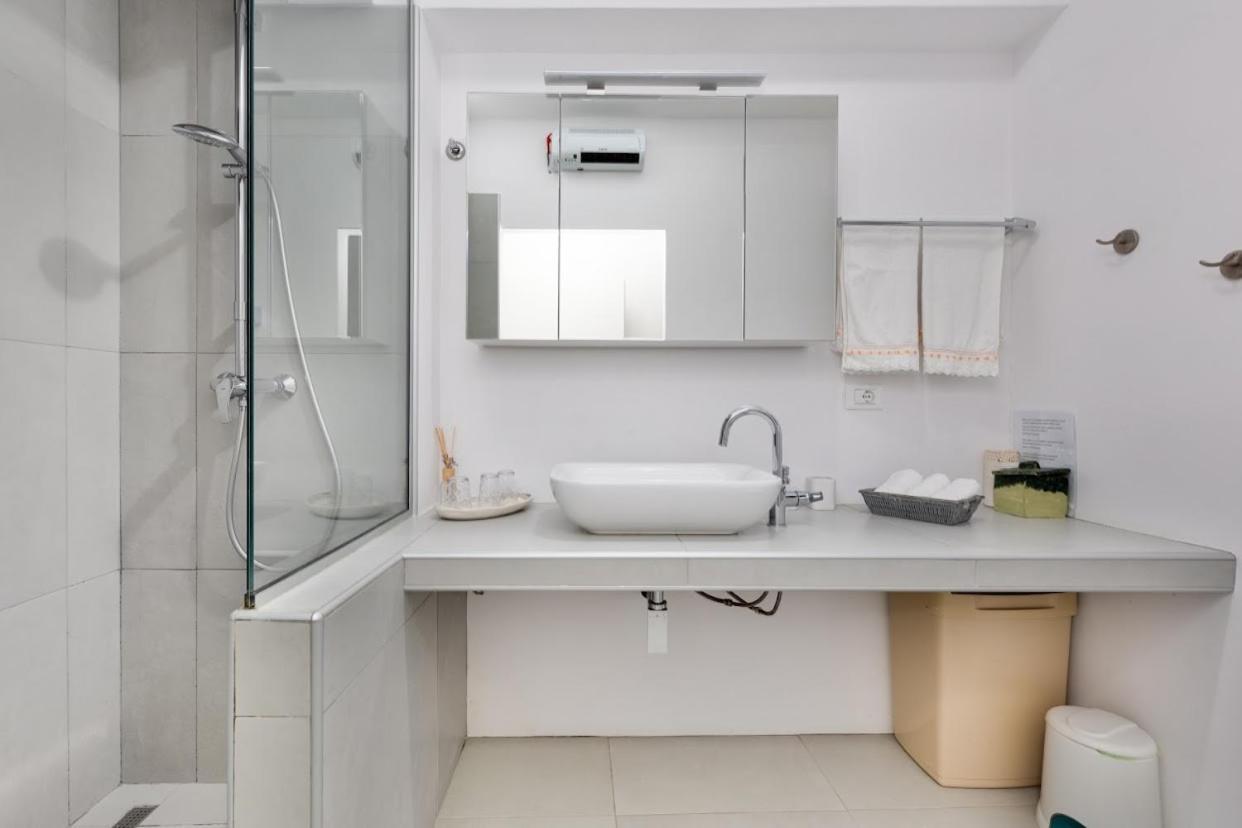 Apartment Anton ปูนัต ภายนอก รูปภาพ